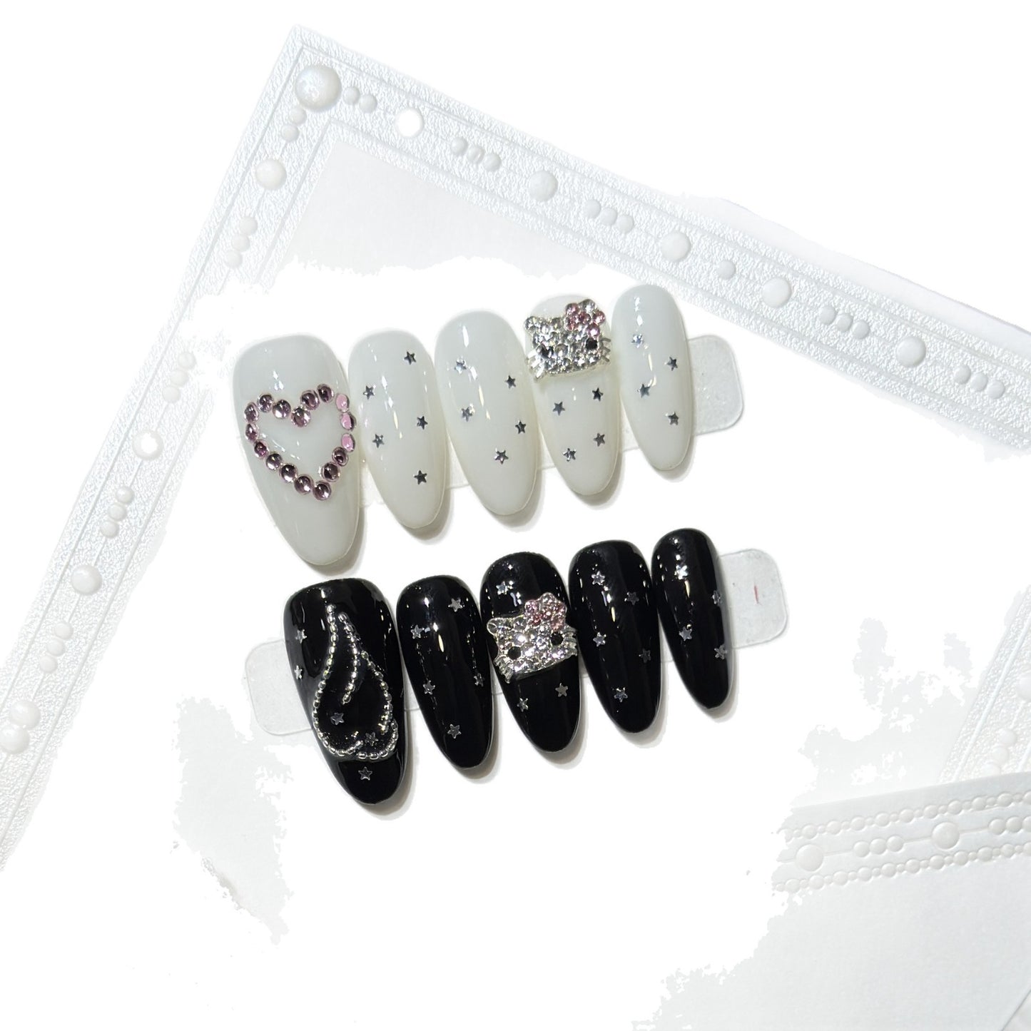 Elegant Starry Night Art Press-On Nail Set Acalora
