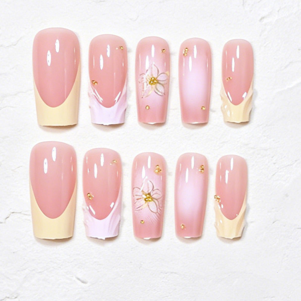 Elegant Floral Accent Press-On Nails Acalora