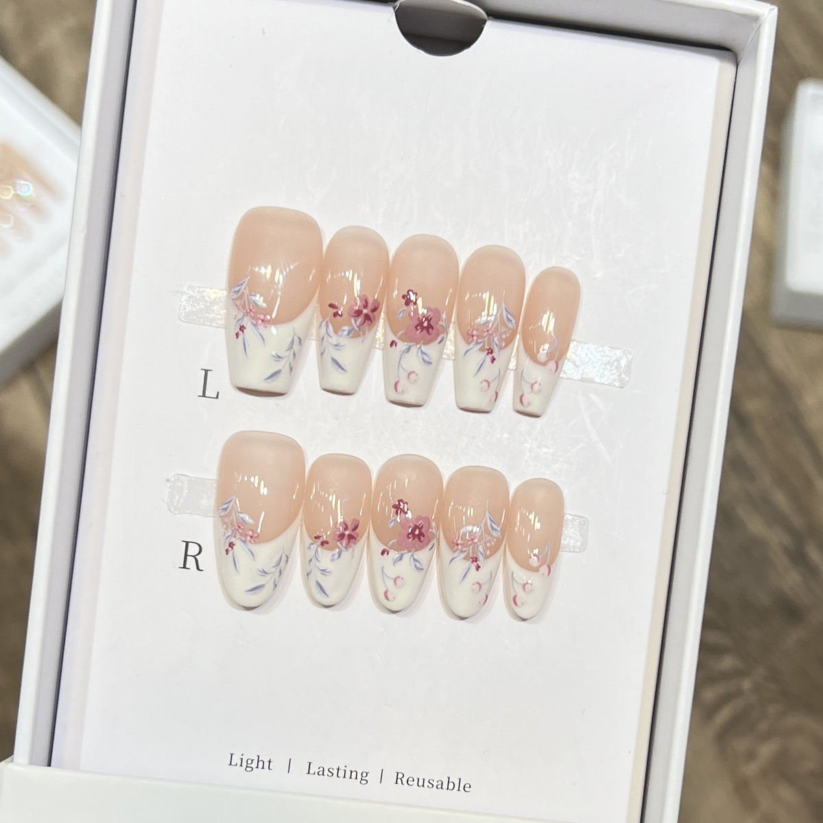 Floral Design Stiletto Press-On Nails Acalora