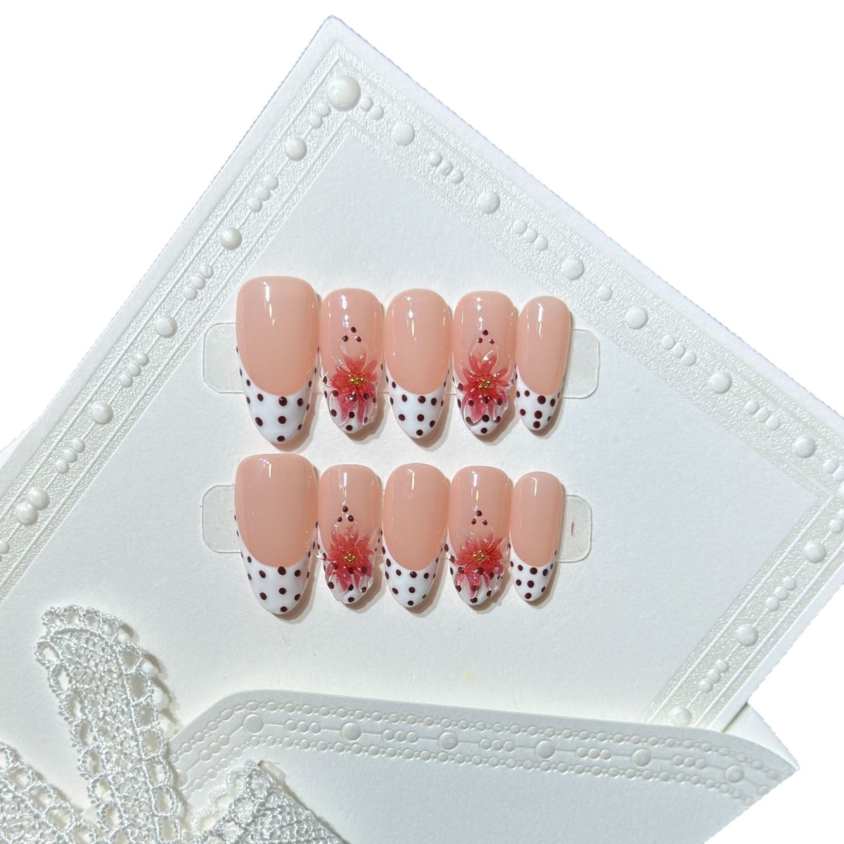 Elegant Floral Press-On Nails Acalora