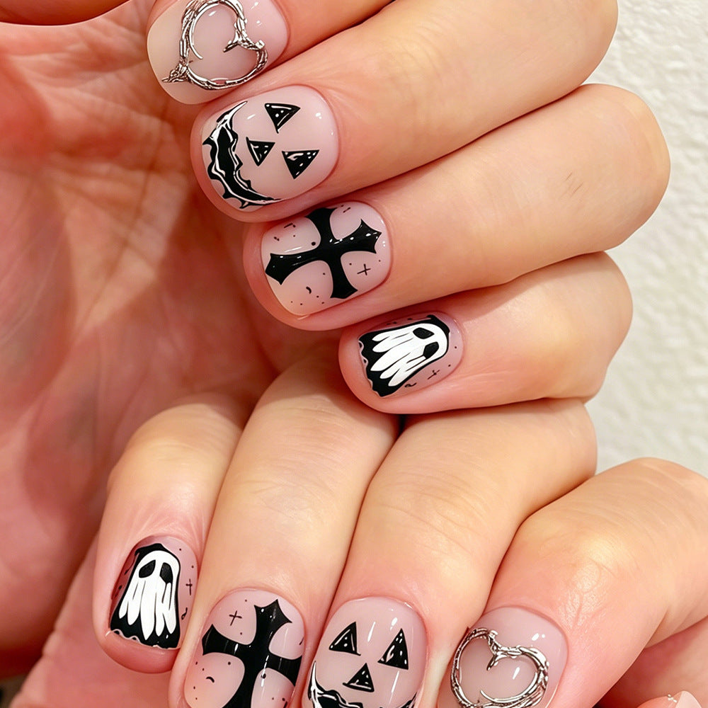 Creative Halloween-Themed Nail Art Acalora