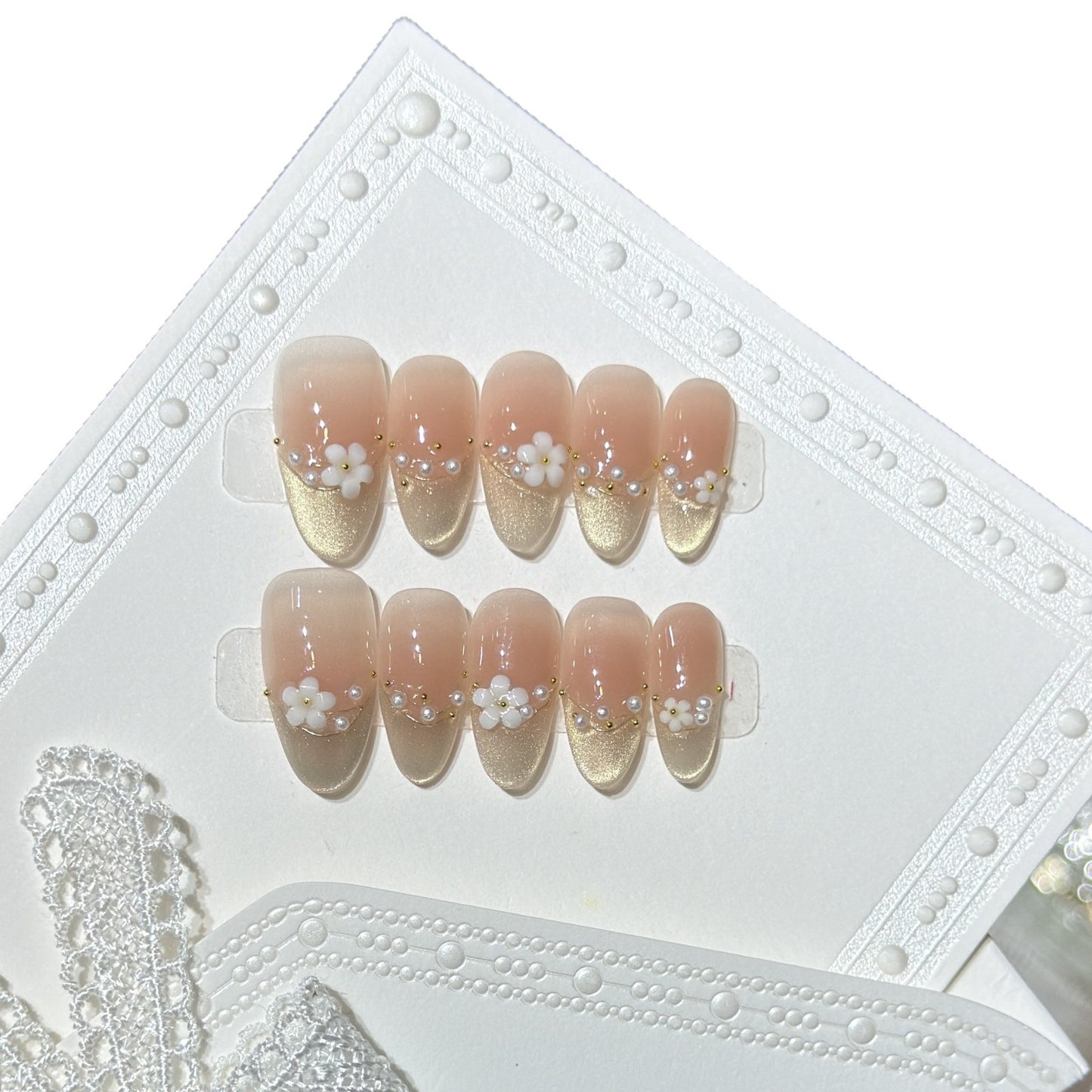 Decorative Press-On Nail Art Set with Floral Accents Acalora