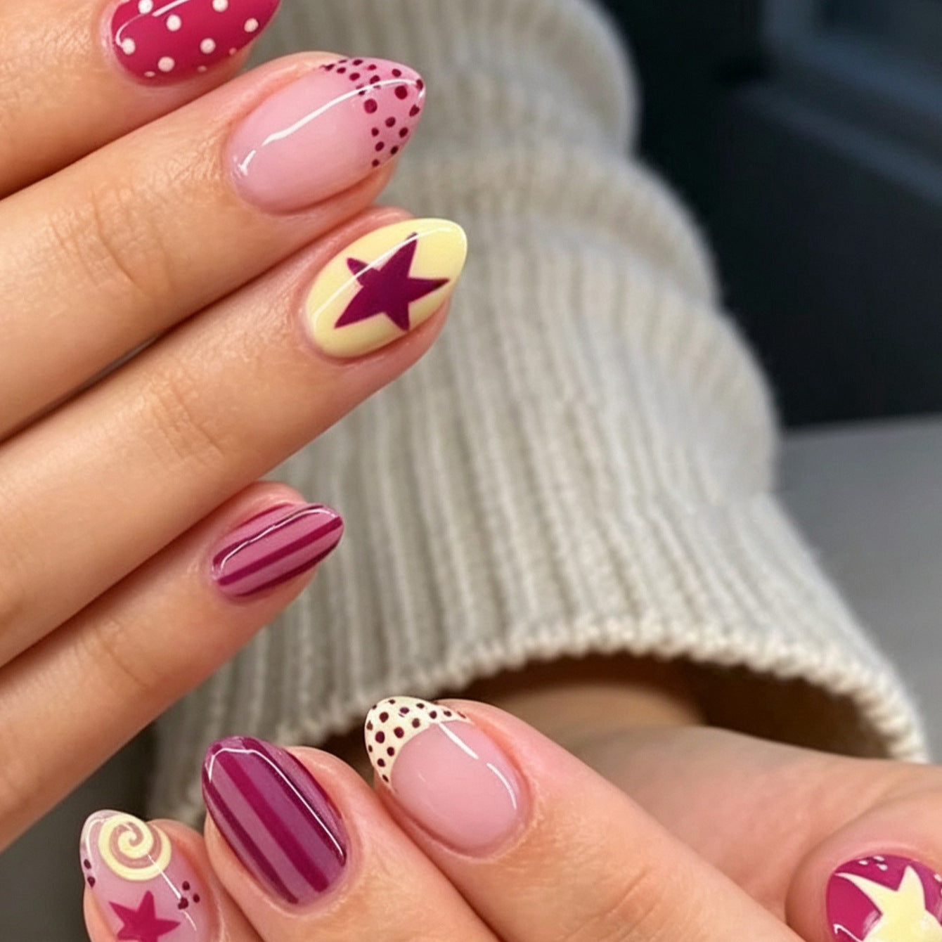 Creative Design Press-On Nail Art Acalora