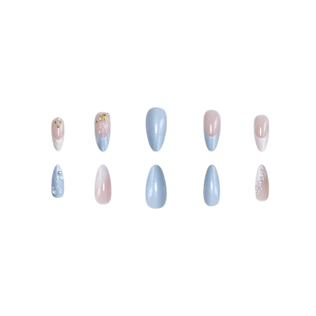 Artistic Marine-Inspired Nail Art Acalora