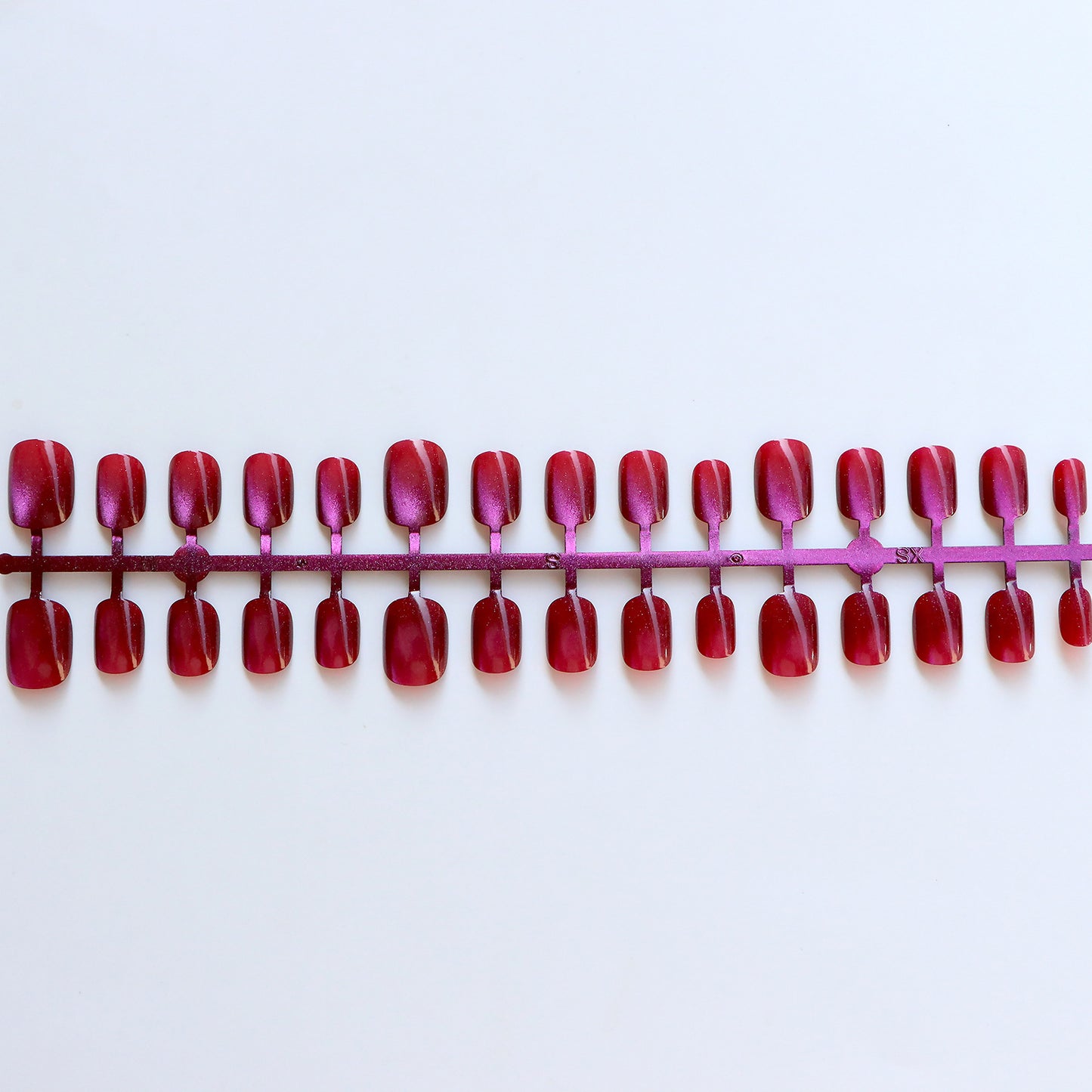 Glossy Press-On Nail Set Acalora