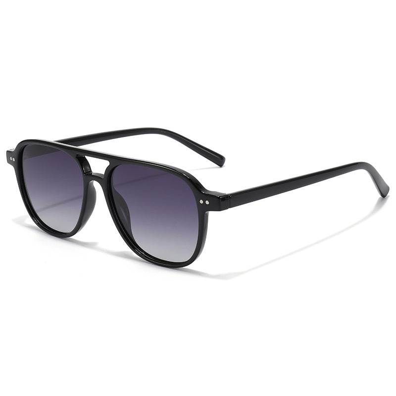Women's designer sunglasses with fashionable tortoiseshell frame and UV protection Karnz