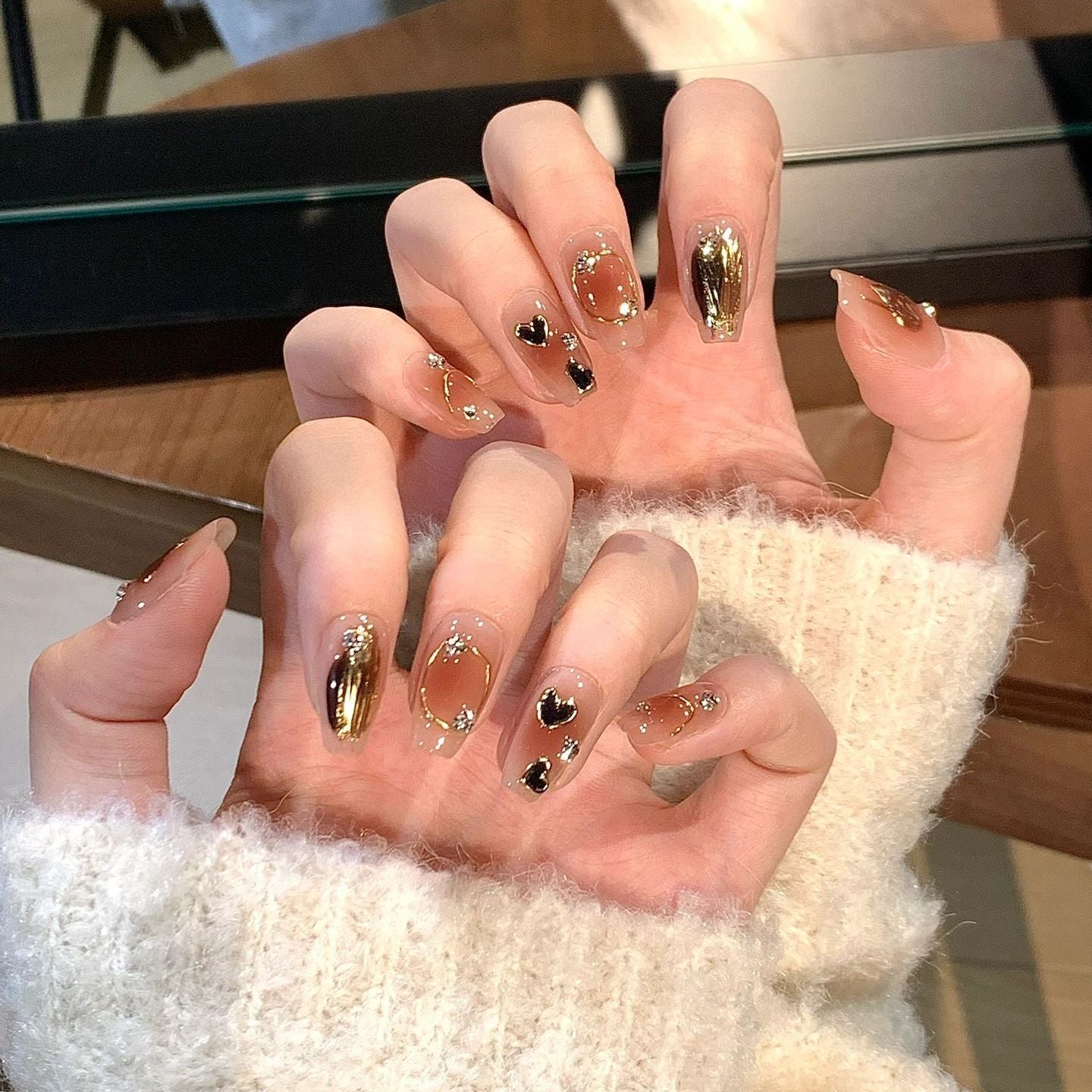 Artistic Press-On Nail Set with Heart and Glitter Accents Acalora