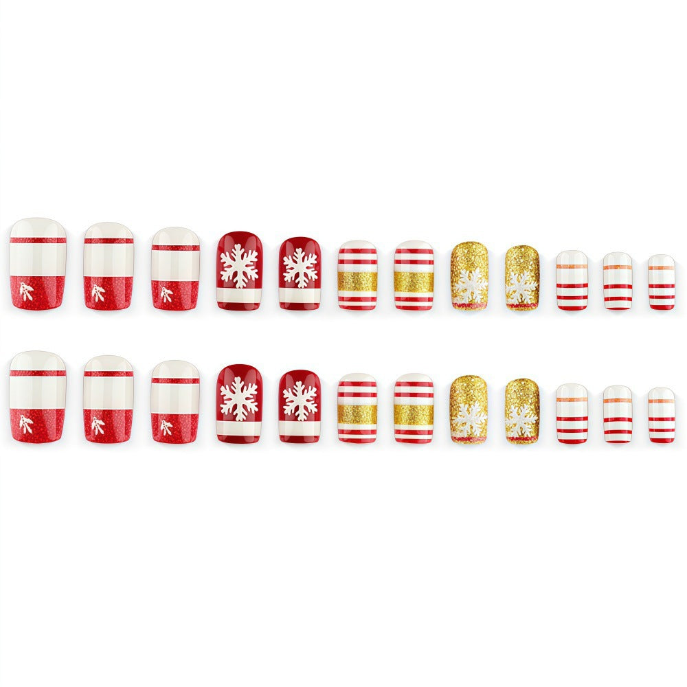 Artificial nails in festive Christmas design Acalora