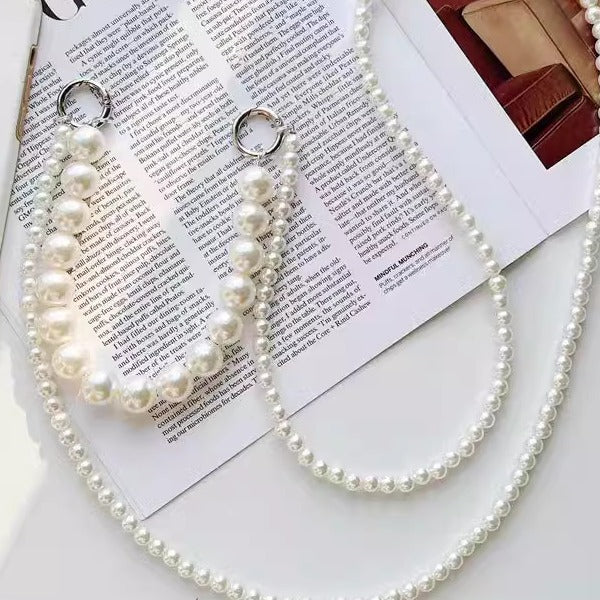 Elegant Beaded Eyewear Chain Acalora