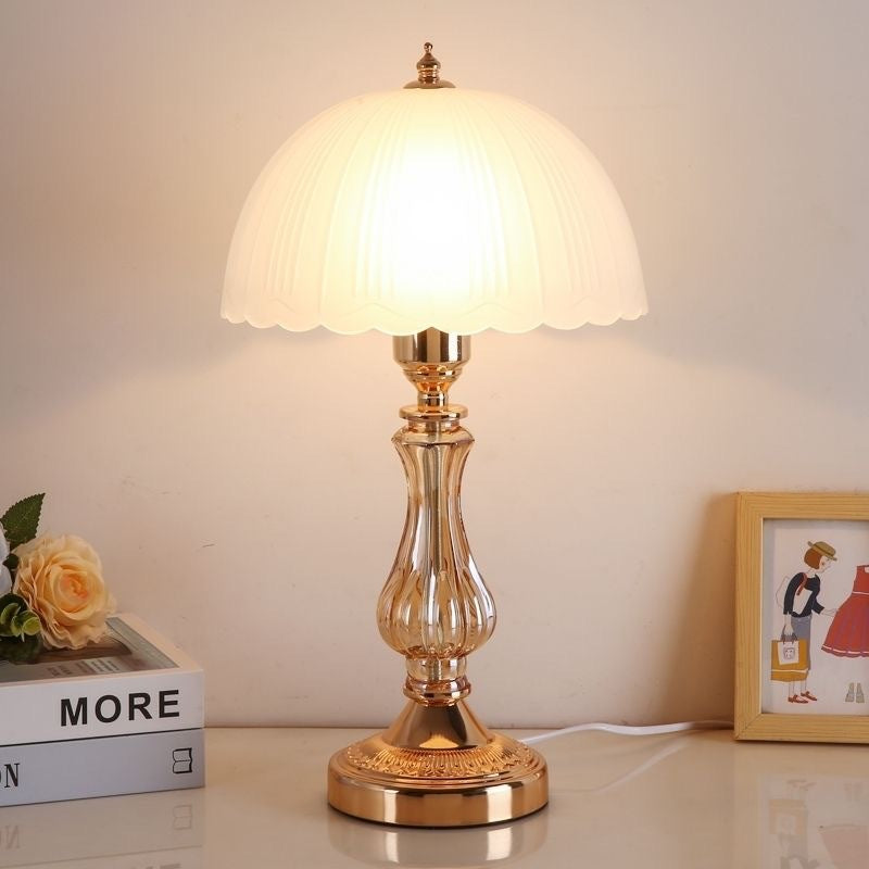 Luxurious Vintage Table Lamp