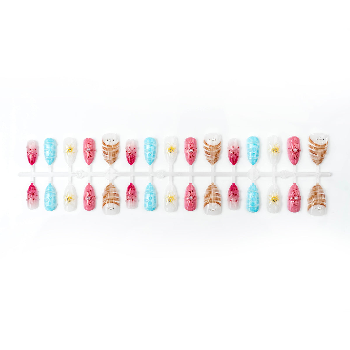 Art nail set in elaborate design Acalora