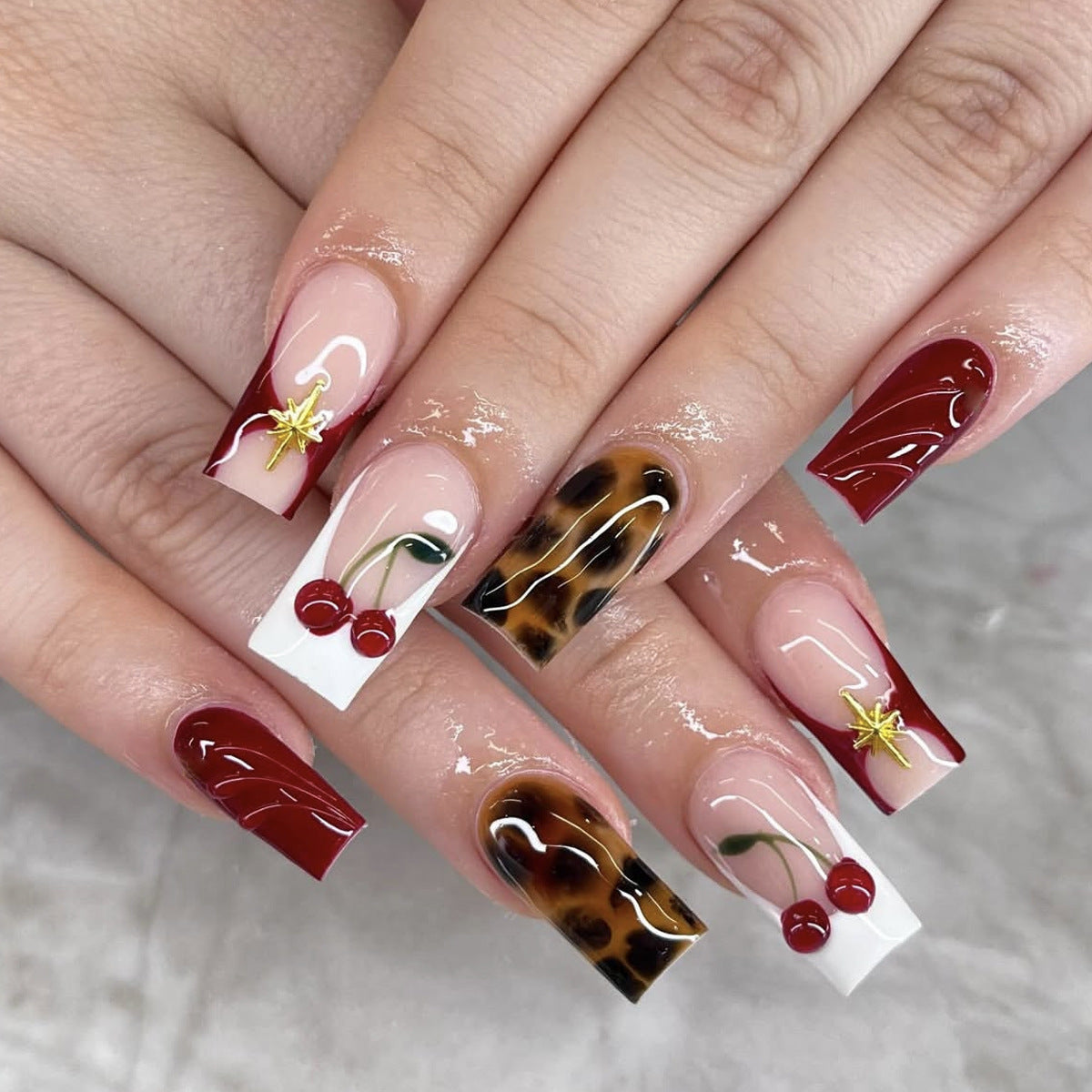 Artistic Nail Décor Acalora