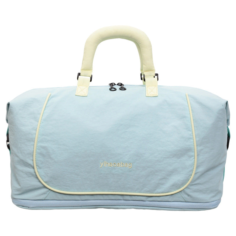 Sporty Lightweight Travel Duffel
