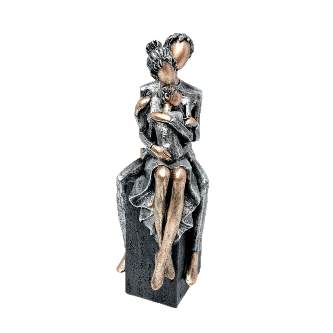 Elegant sculpture of a romantic couple Acalora