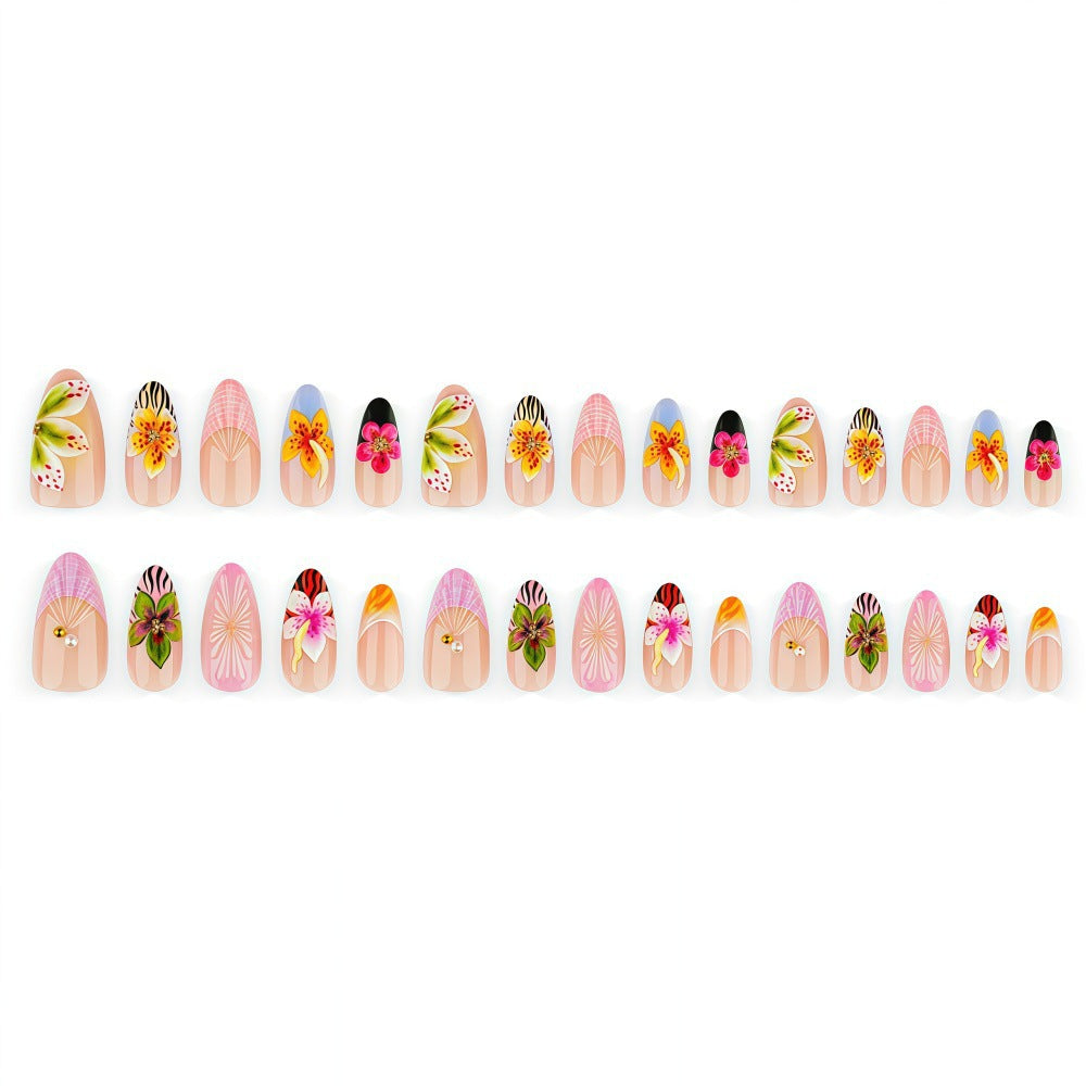 Artificial nails with floral design and 3D applications Acalora