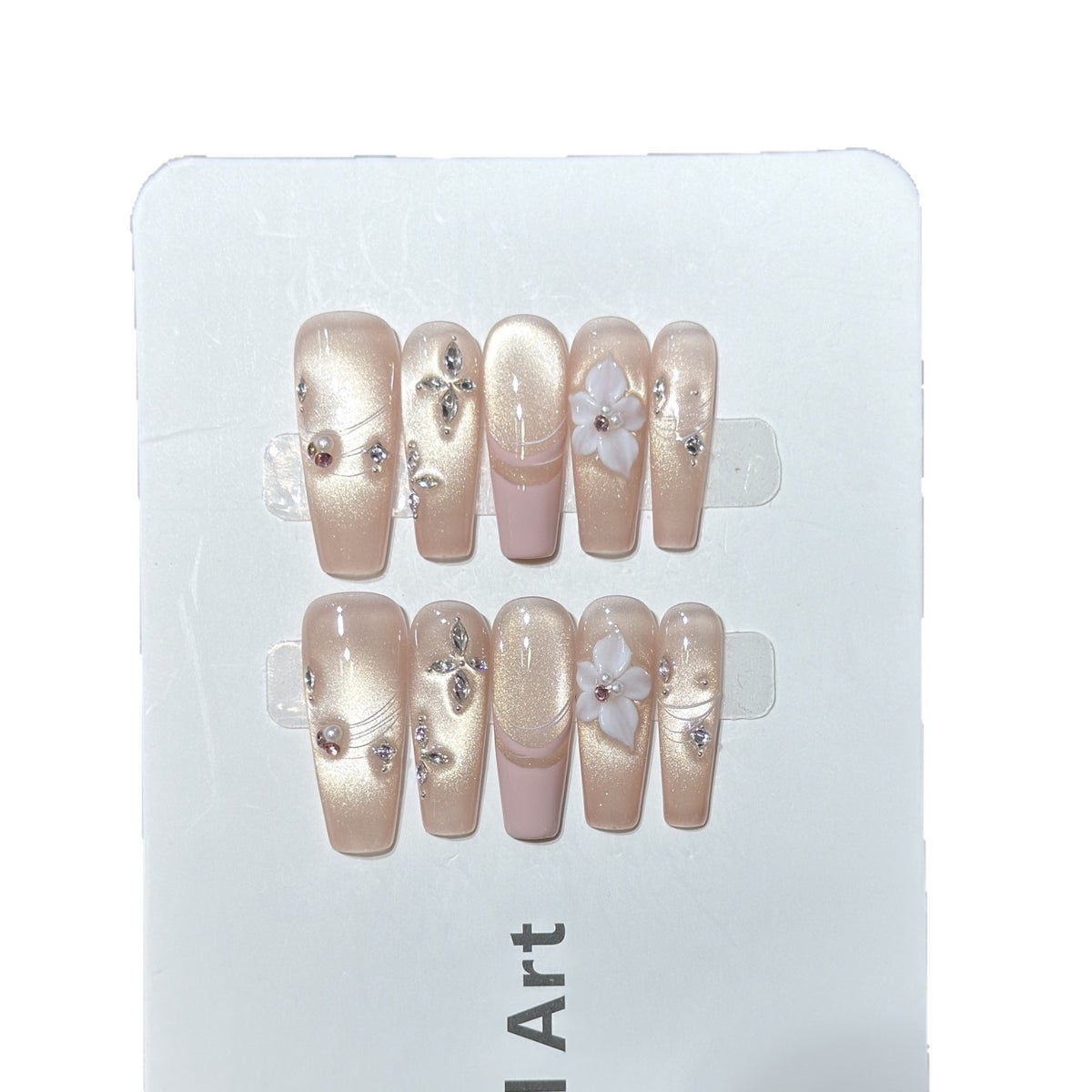Elegant Floral Accent Press-On Nail Set Acalora