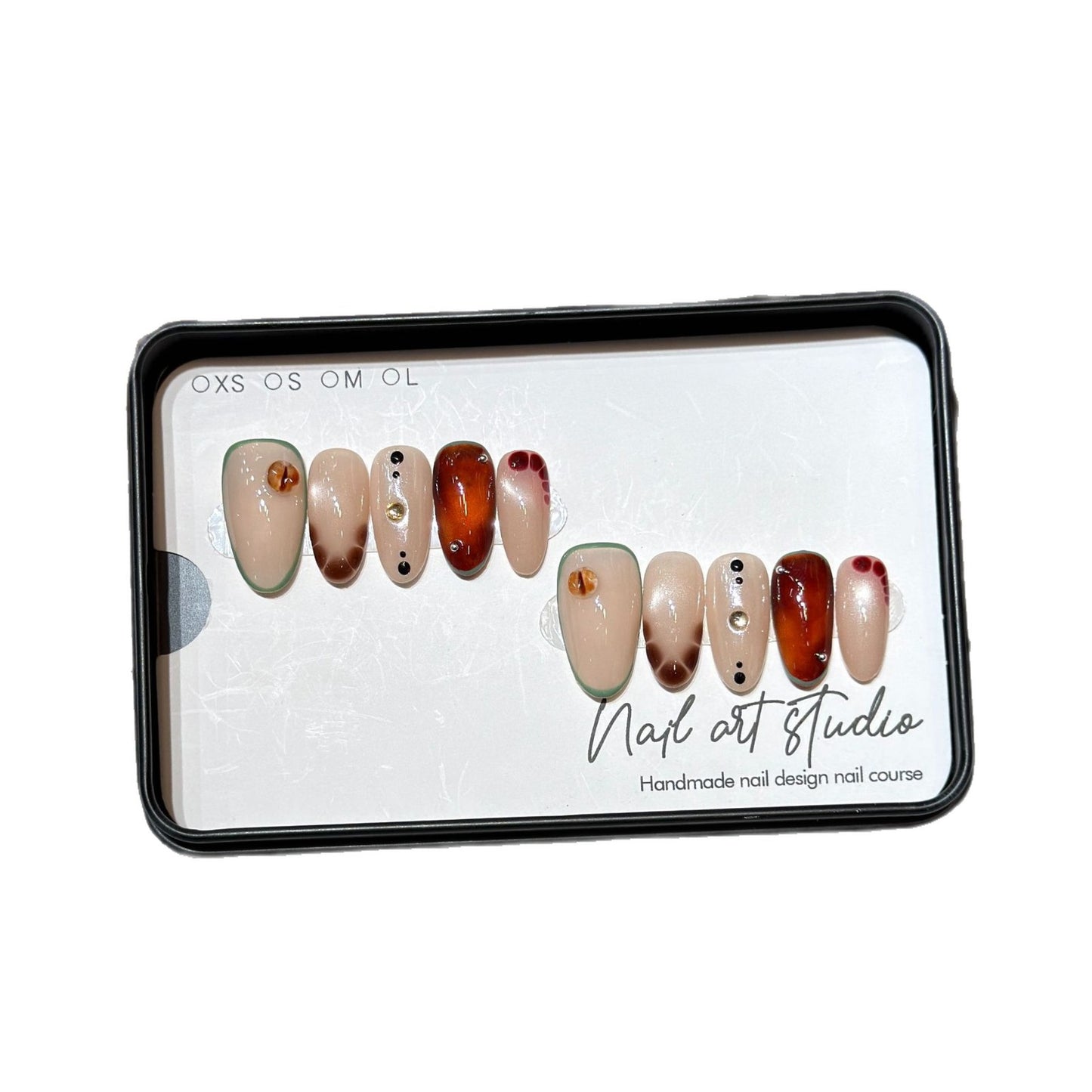 Handmade Press-On Nail Art Set Acalora