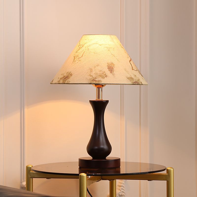 Vintage Floral Accent Lamp