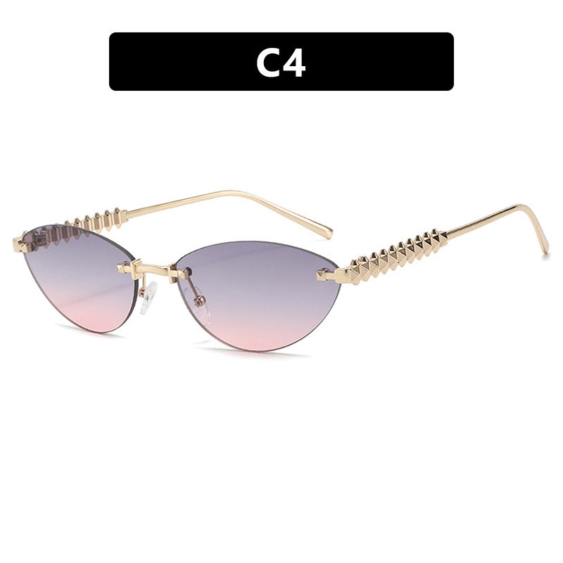 Women's sunglasses in a modern, geometric design with a stylish metal frame and UV protection Karnz