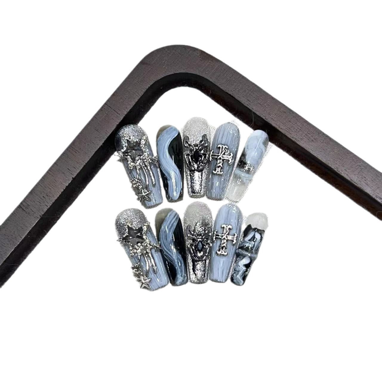 Glamorous Press-On Nail Art Set with Decorative Metallic Elements Acalora