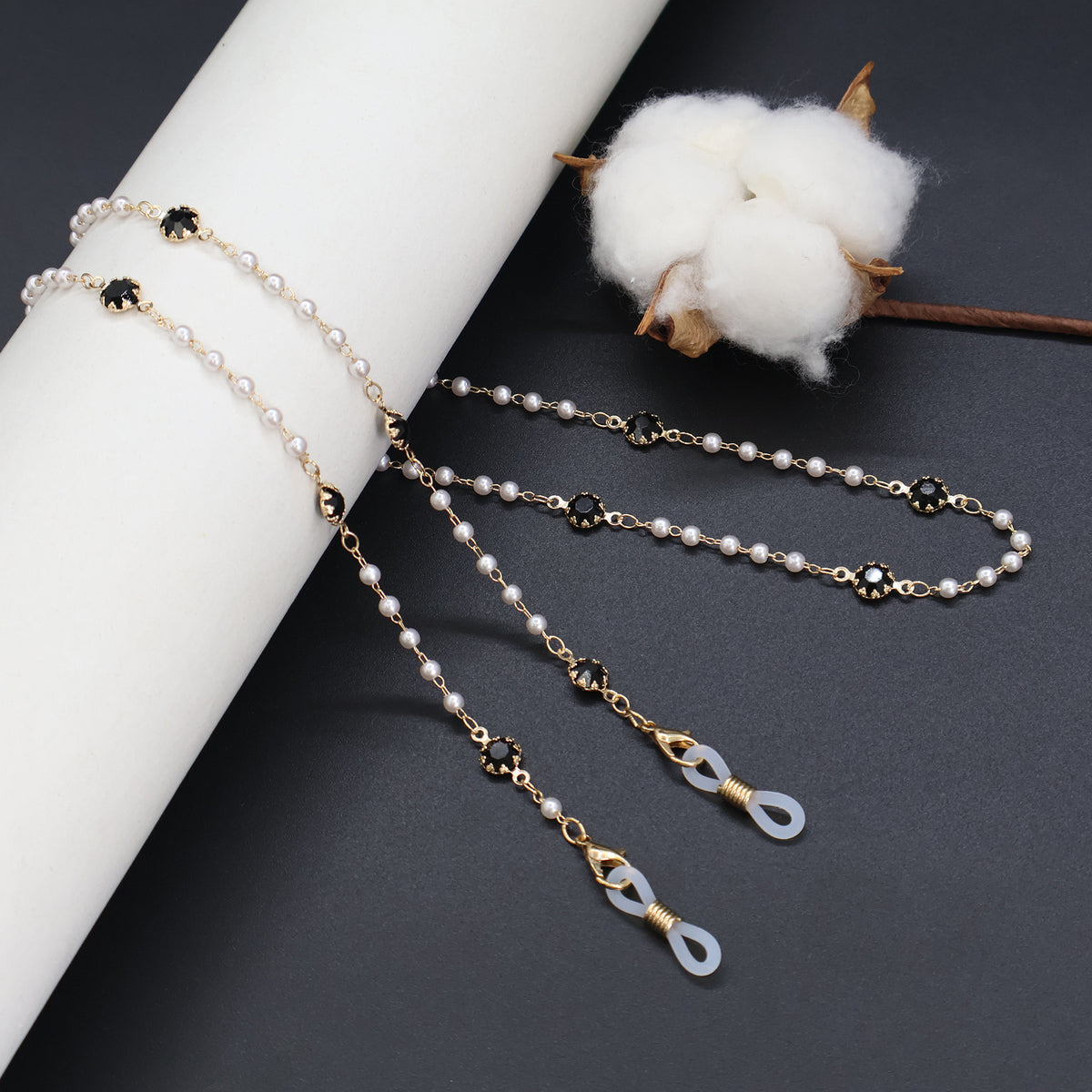 Elegant Pearl and Crystal Eyewear Chain Acalora