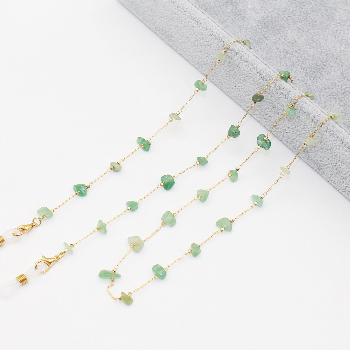 Elegant Crystal-Embellished Eyewear Chain Acalora