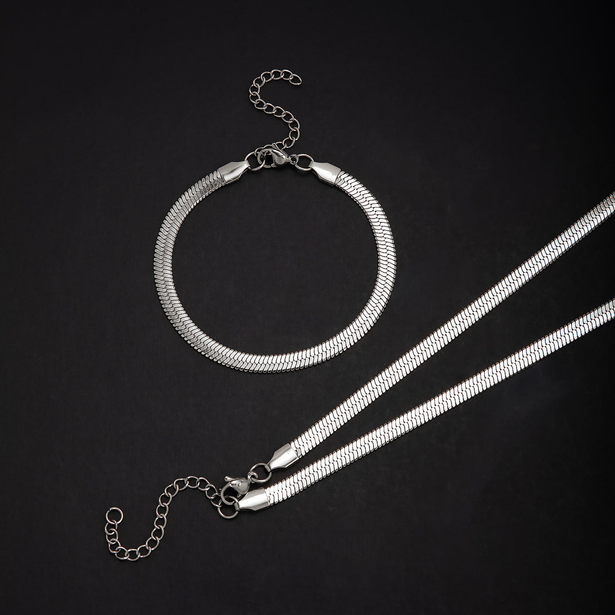Elegant Herringbone Chain Jewelry Set Acalora
