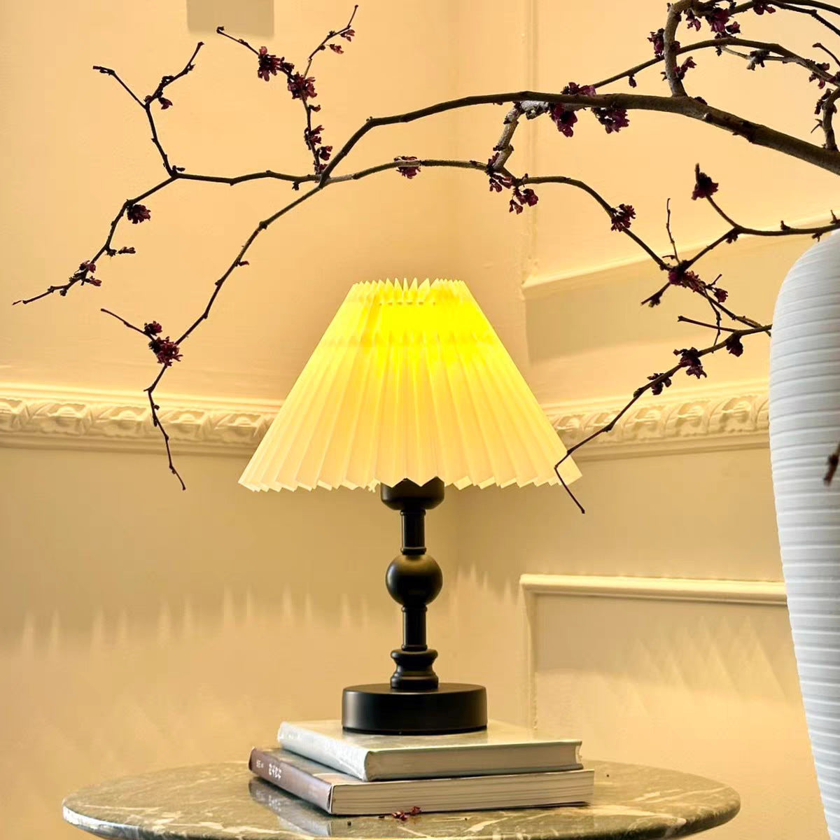 Contemporary Accent Table Lamp