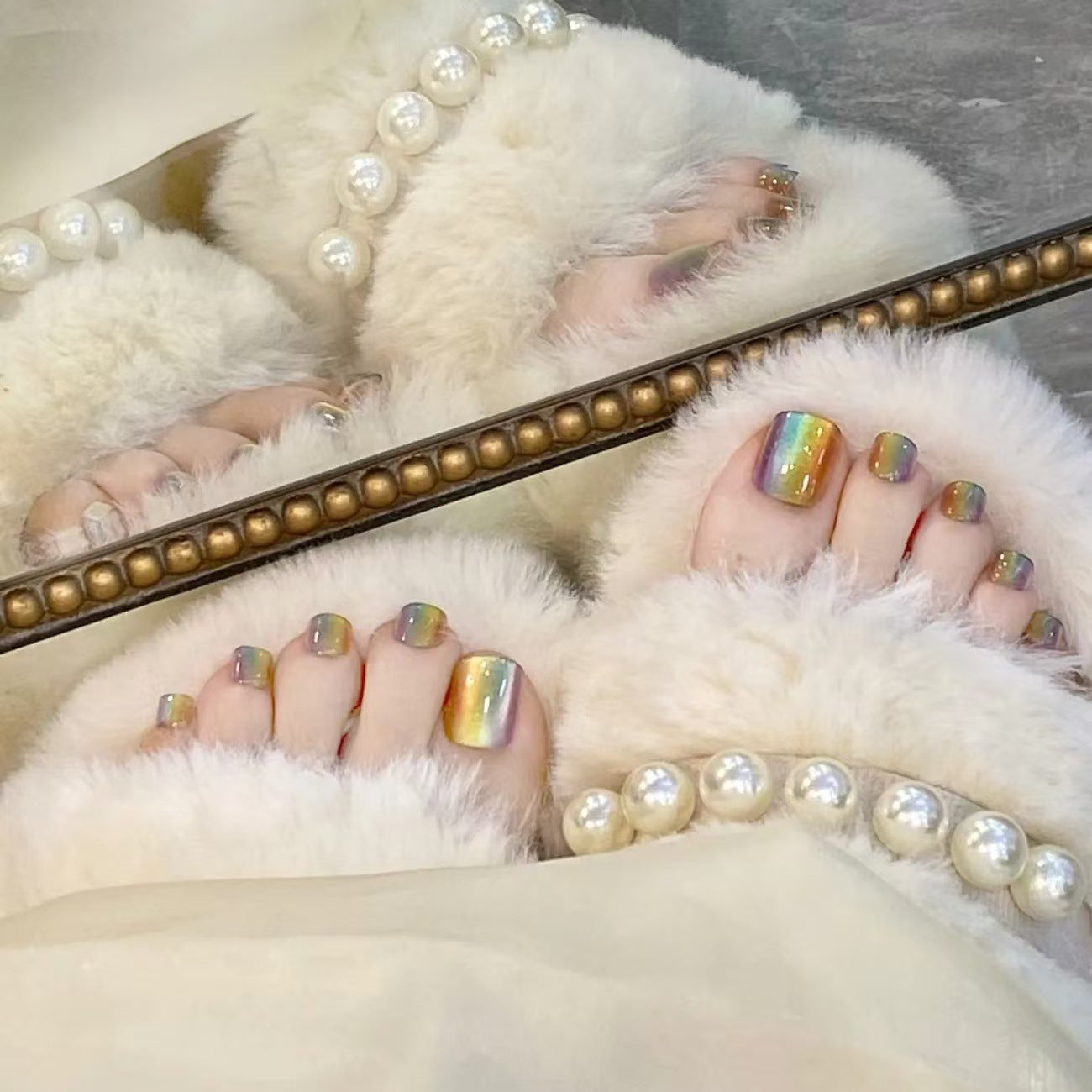 Glossy Metallic Press-On Toenail Set Acalora