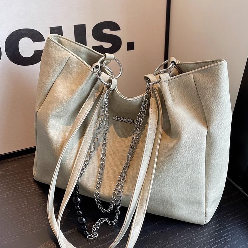 Urban Chic Shoulder Bag Acalora