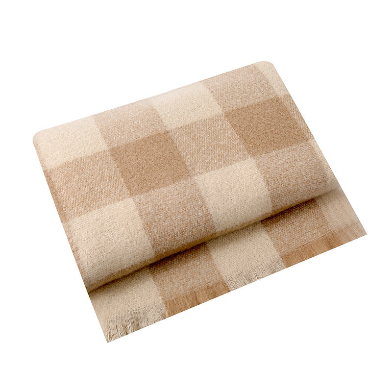 Unisex Cozy Checkered Throw Blanket