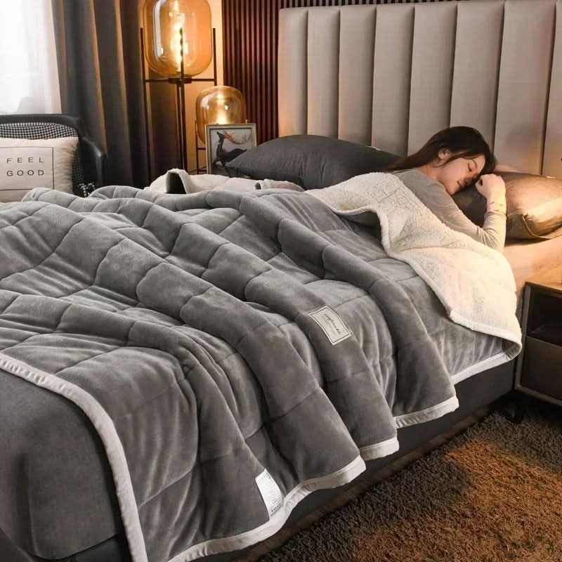 Skanto | Warm Coral Fleece Flannel Blanket Soft Cozy Throw for Winter