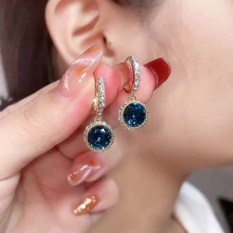 Skanto | Blue Crystal Earrings, 1 Pair