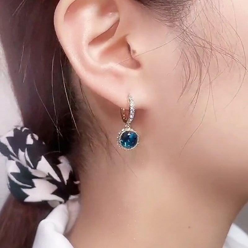 Skanto | Blue Crystal Earrings, 1 Pair