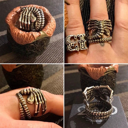 BowLift | Alien-Facehugger-Ring