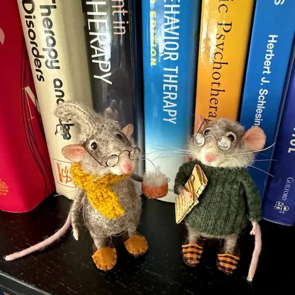 Skanto | Handmade Felt Mouse Decoration | Sustainable and Cozy | 7,6 cm