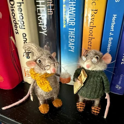 Skanto | Handmade Felt Mouse Decoration | Sustainable and Cozy | 7,6 cm