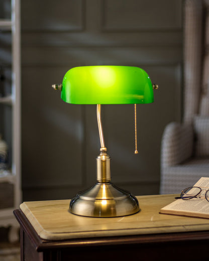 Classic Banker Lamp | Kalsten