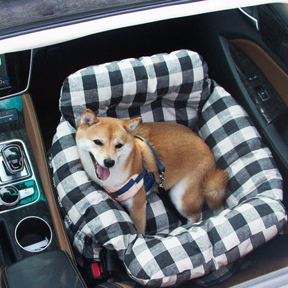 Skanto | Pet Seter - Road Trip Pet Booster
