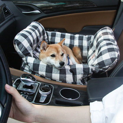 Skanto | Pet Seter - Road Trip Pet Booster