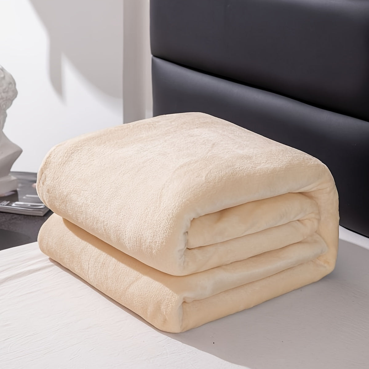 Skanto | Soft and Warm Grey Flannel Blanket for All Seasons