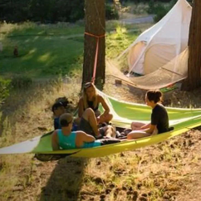 Brehn | Multi-person hammock