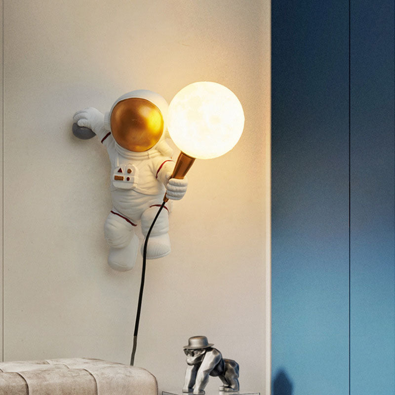 Skanto Skanto | CosmoBuddy Astronaut Wall Lamp | Creative Design | Resin & ABS | LED Bedroom Lamp