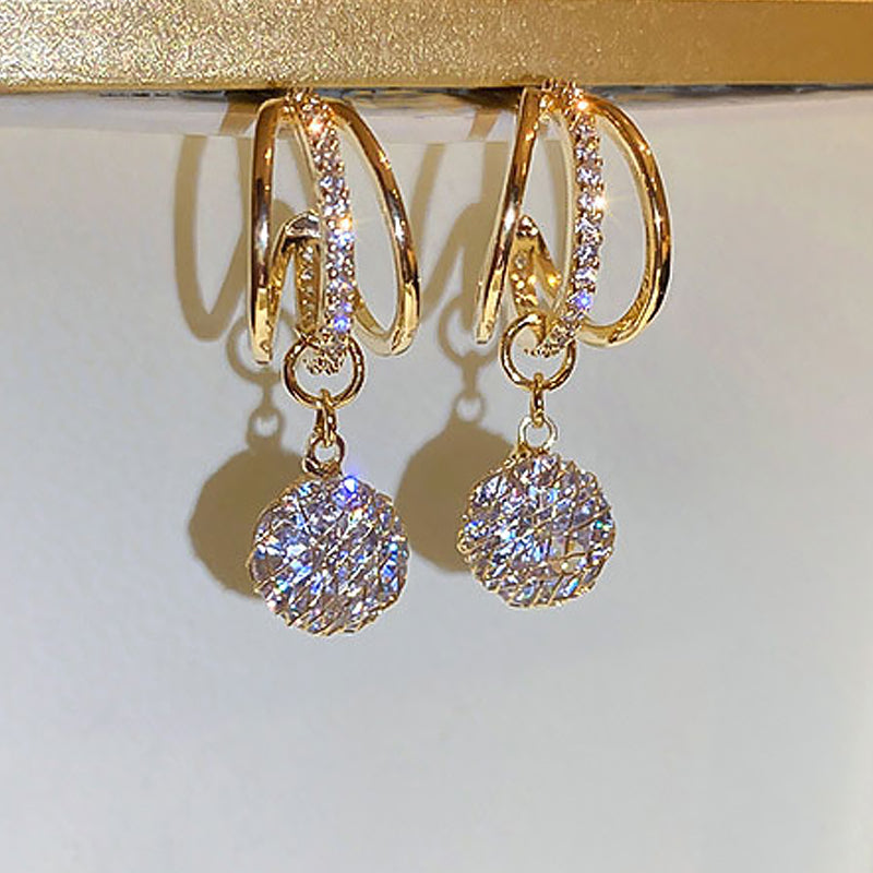 Skanto | Fashion Diamond Crown Earrings