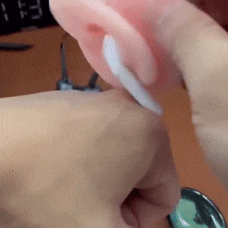 Skanto | Slim Ultra-Thin Bluetooth Earbuds