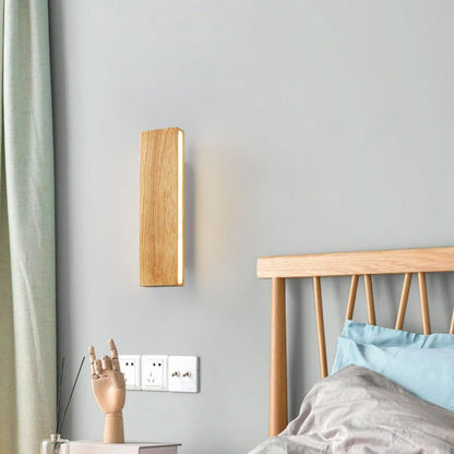 Skanto | OakBeam | Minimalist Solid Wood LED Wall Lamp