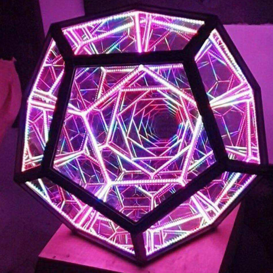 Skanto | Infinity Dodecahedron LED Night Light Art Table Lamp