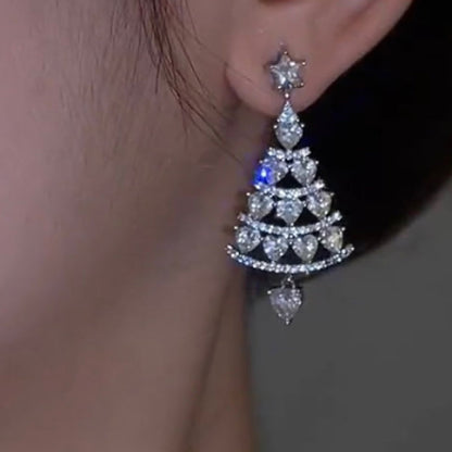 Skanto | Christmas Tree Stud Earrings