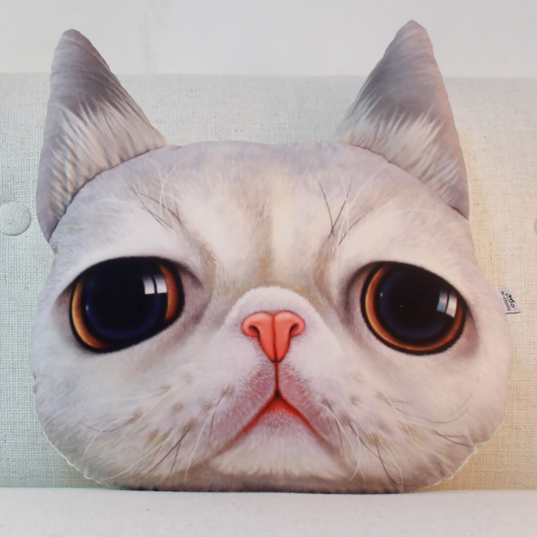 Skanto | Cat Face Pillow