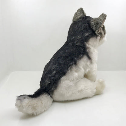 Skanto | Grey Wolf Plush Toy